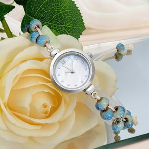 <span class=keywords><strong>Bracelet</strong></span> en <span class=keywords><strong>tissu</strong></span> spécial W035 avec <span class=keywords><strong>montre</strong></span> à boîtier rond en alliage traditionnel, montres pour femmes, mode et élégance, montres à quartz - Product Image 3