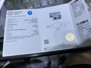 Fancy Green 0.93ct Pear Cut Lab Created <strong>Diamond</strong> CVD VVS2 IGI Certified <strong>Loose</strong> Lab Grown Synthetic <strong>Diamond</strong> for Jewelry Making - Product Image 3