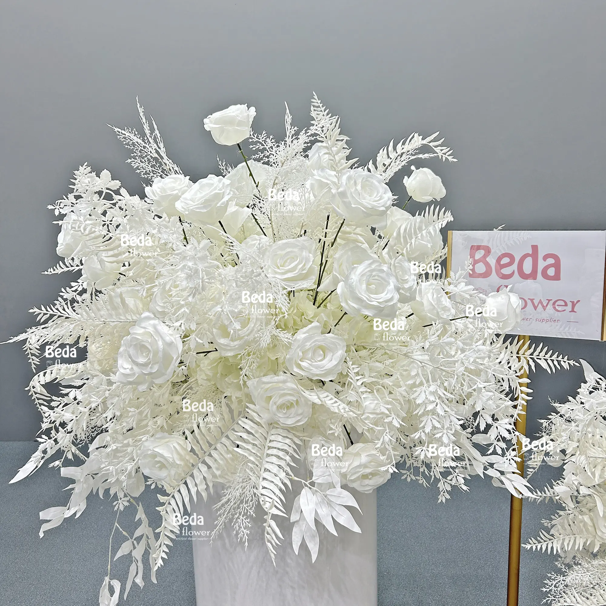 Beda usine bricolage en gros meilleure vente fleur de mariage artificielle blanc Rose Table pièce maîtresse décor pour la décoration de fête floral