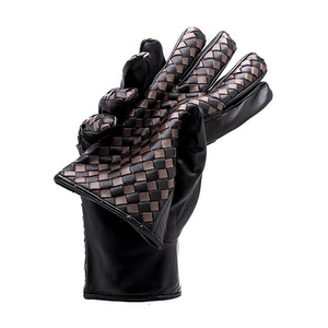Gant matelassé en cuir PU de couleur personnalisée avec doublure en cachemire Gants de travail en cuir de mouton du Pakistan à la mode - Product Image 1