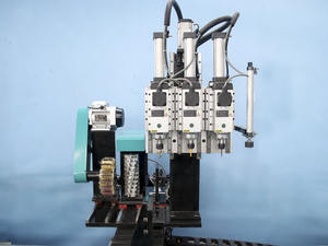 <span class=keywords><strong>Tour</strong></span> à <span class=keywords><strong>bois</strong></span> CNC à 4 axes à grande vitesse <span class=keywords><strong>avec</strong></span> changement d'outil automatique pour la fabrication de colonnes en <span class=keywords><strong>bois</strong></span> massif - Product Image 5