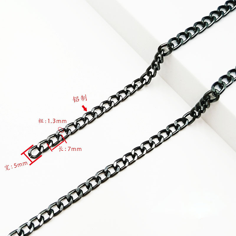 YML5713-003 Gunmetal 5*7*1.3mm brushed aluminum chain, 1 meter
