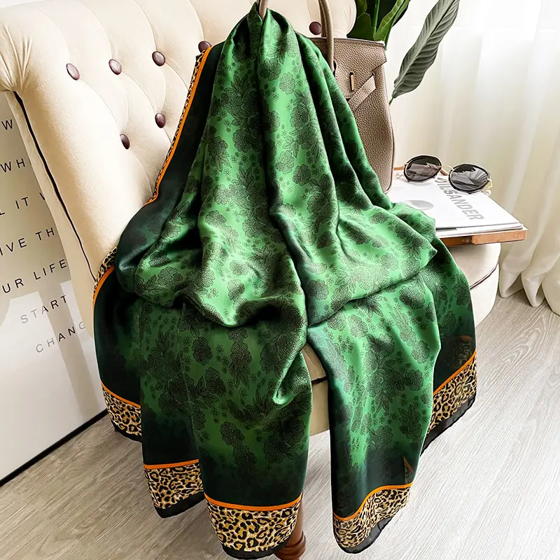 Écharpe en soie imprimée léopard pour femme, grand foulard, châle, de luxe, à la mode, nouvelle collection 2022, livraison rapide