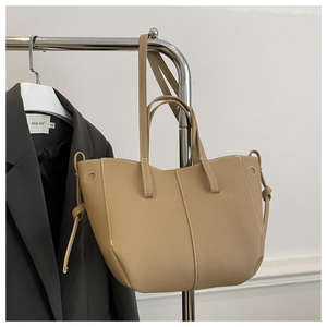 Sac fourre-tout en PU à motif litchi, style coréen, simplicité urbaine, texture de haute qualité, grande capacité, boucle magnétique - Product Image 5