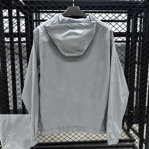 Op Maat Gemaakt Logo Met Lange Mouwen Siliconen Geborduurde Automatische Snijtechnologie Waterdichte Herfst Voetbaljas - Product Image 4