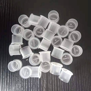 ถ้วยใส่น้ำหมึกสักลายแบบใช้แล้วทิ้ง ขนาด 14 มม. x 12 มม. จำนวน 1000 ชิ้น ผลิตจากพลาสติกเกรดทางการแพทย์ ฐานแบน สำหรับอุปกรณ์สักลาย - Product Image 3