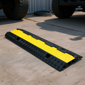 Rampa Protettiva per Cavi a 2 Canali in Gomma Resistente 1.3 X 1.2 per Controllo del Traffico e Velocità - Product Image 2