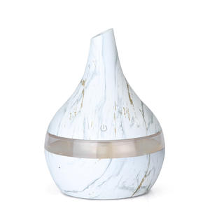 Humidificador USB Creativo Dorado de 0.5-1L para el Hogar, Difusor de Aceites Esenciales para Aromaterapia en Interiores - Product Image 1