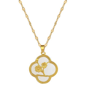 مجوهرات أنيقة سلسلة شفاه من الفولاذ المقاوم للصدأ قلادة فراشة لامعة مثلجة من الزركونيا المكعبة قلادة عنق فراشة للنساء - Product Image 5