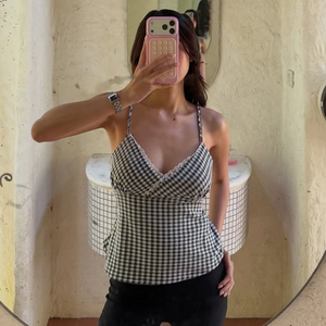 Top Cami Élégant et Polyvalent sans Manches à Col en V, Style Simple et Doux, avec Dentelle et Motif à Carreaux Superposés, Idéal pour l'Été - Product Image 6