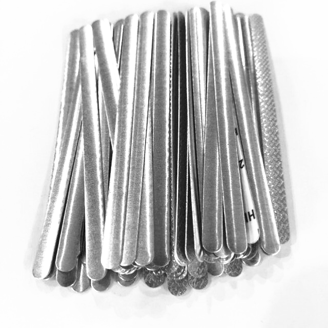 Заводская цена, высокое качество, прочная самоклеящаяся алюминиевая полоса для лица/проволока для переносицы с клейкой лентой