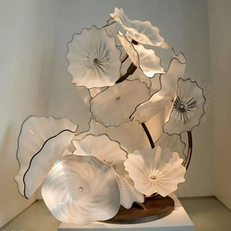 Modern Hotel Art Decoration Hand Blown Murano Glass Plates Lotus Flower Sculpture LED Table Lamp