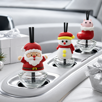 Diffuseur de parfum de voiture festif en verre de 11 ml avec figurine Père Noël et bâtonnets, pour l'aromathérapie automobile des fêtes, coffret cadeau