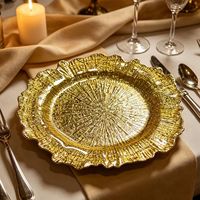 Assiettes rondes décoratives de 13 pouces en plastique PS, design moderne, écologiques, dorées de luxe pour mariages et banquets