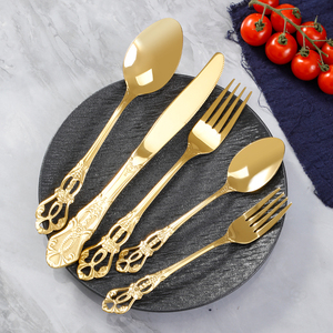 <span class=keywords><strong>Set</strong></span> di posate in acciaio inossidabile dorato per uso alimentare coltello a cucchiaio con smalto a specchio per cucina di casa e feste - Product Image 2
