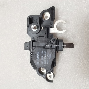 Cho <span class=keywords><strong>Bosch</strong></span> 12V tự động phát điện điều chỉnh điện áp OEM 1986ae0097 cho john deere cho trường hợp - Product Image 4