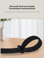 Sangle en nylon réglable, auto-adhésive et réutilisable avec fermeture éclair élastique et boucle autobloquante pour une fermeture sécurisée