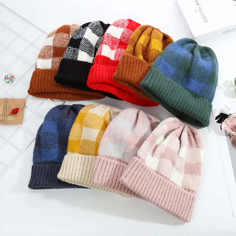 Gorro de algodón cálido para invierno con puños a cuadros de diseñador al por mayor para adultos, mujeres y hombres