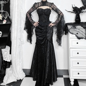 Gonna lunga <span class=keywords><strong>gotica</strong></span> da donna con arricciature - Gonna a coda di pesce asimmetrica in jacquard nero con finiture in pizzo per un look elegante e alternativo - Product Image 4