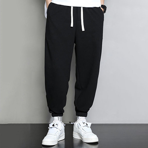 <span class=keywords><strong>Pantaloni</strong></span> sportivi personalizzati <span class=keywords><strong>grigi</strong></span> <span class=keywords><strong>pantaloni</strong></span> larghi <span class=keywords><strong>con</strong></span> coulisse elasticizzati in cotone oversize <span class=keywords><strong>pantaloni</strong></span> della <span class=keywords><strong>tuta</strong></span> larghi da uomo - Product Image 4