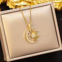 Collier ras du cou en cuivre plaqué or véritable 18 carats avec pendentif soleil et lune en zircone, chaîne en acier titane, micro-pavé, style bohème chic, délicat, pour clavicule