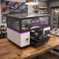 Imprimante à chaussures Sublistar UV-3245 offrant des designs personnalisés vibrants et très résistants grâce à la technologie d'impression jet d'encre de précision.