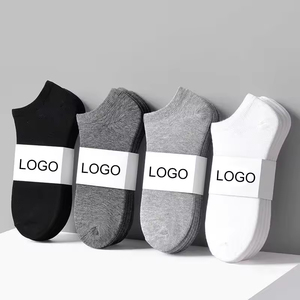 Calcetines de hombre al por mayor, negros y blancos, con embalaje individual, de algodón y elastano, de color liso, de corte bajo, calcetines de regalo de alta calidad. - Product Image 2