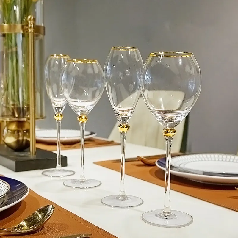 תווית פרטית מוכתמת זהב אדום כוס יין כוסות שמפניה גביע עם שוליים זהב כוסות יין לחתונה למסיבה
