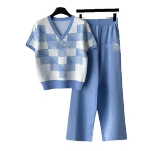 Nouvel ensemble d'été pour le commerce extérieur, tricoté à carreaux bleus et blancs, ample, anti-plis, pour femme, col en V, manches courtes, <span class=keywords><strong>pantalon</strong></span> large - Product Image 4