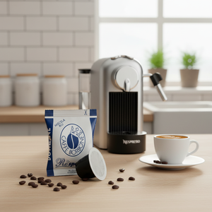 Borbone 50 Capsule di Caffè Espresso Blu Compatibili con NESPRESSO Set Portatile in Metallo e Plastica 0,15g/Capsula - Product Image 3
