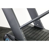 Tapis de course manuel incurvé non électrique auto-alimenté commercial avec test de fréquence cardiaque sans fil pour machine de fitness cardio en studio