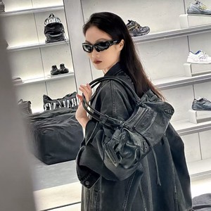 Sac de moto horizontal haut de gamme <span class=keywords><strong>Paris</strong></span> Home Le City, sac sous le bras en cuir sophistiqué avec rivets, style rétro <span class=keywords><strong>chic</strong></span>, polyester - Product Image 3