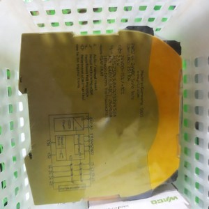 Módulo de Relé de Seguridad 751104EJ2918 751105EJ2918 751106EJ2918 para Sistema de Automatización Industrial PLC - Product Image 1