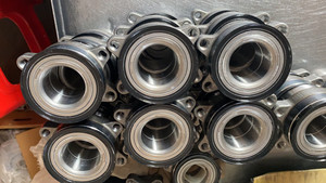 Phụ tùng ô tô HUB Wheel Bearing 51kwh01 40210-vw000 cho Nissan xe ô tô - Product Image 6