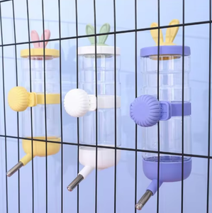 Küçük Kafes Kullanımı İçin Islak Ağız Tasarımı Olmayan Plastik Köpek Kedi Kuş 2L Asılı Suluk İç Mekan Evcil Hayvan Besleyici - Product Image 5