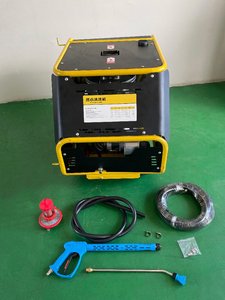 Nettoyeur haute pression à eau chaude 5,5 kW à étanchéité améliorée, réduit les fuites de liquide lors des tâches de nettoyage commercial continu - Product Image 5