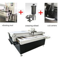 Machine de découpe de cuir artificiel en PU véritable d'occasion avec lames oscillantes CNC pour couteau vibrant, semelles intérieures de sacs et de tapis de voiture