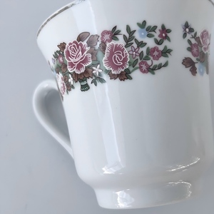 Ceramic Floral Decal Coffee Cup and Saucer Set High Temperature Resistant Suitable for Household Daily <strong>Drinking</strong> &amp; Afternoon Tea - Product Image 5