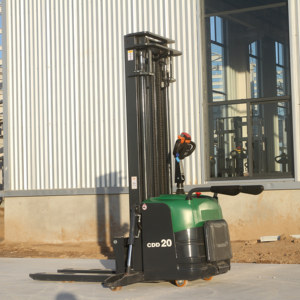 Apiladores de Palés, Apiladores Portátiles y Apiladores Pequeños Multiusos Más Valiosos en Venta - Product Image 3