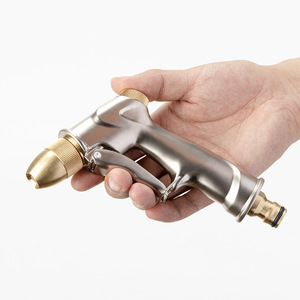 Pistola de agua multifuncional de alta presión con apertura de 0.3 mm para lavado de autos y jardinería - Product Image 3