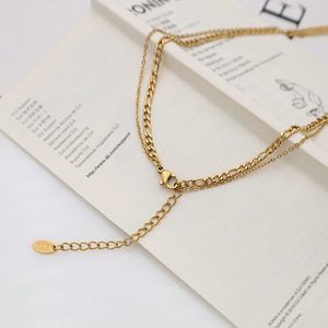 European American Retro Double Layered <b>Black</b> Acrylic Pendant Necklace Gold Zinc Alloy Geometric <b>Chain</b> Women's Fashion Jewelry - Product Image 4