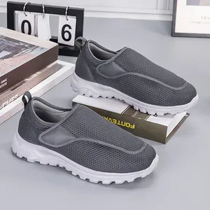 Şok Emici Geniş Tabanlı Yürüyüş Ayakkabıları Kaymaz Ortopedik Ayakkabılar Tokalı ve Cırtlı Şişmiş Ayaklar İçin Spor Ayakkabılar - Product Image 3