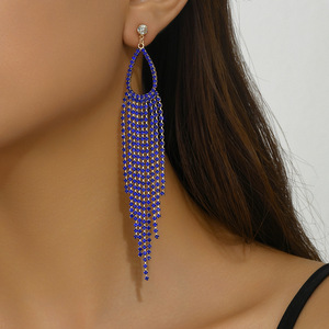 <span class=keywords><strong>Boucles</strong></span> <span class=keywords><strong>d</strong></span>'oreilles à la mode et exquises pour femmes, une paire pour la fête <span class=keywords><strong>d</strong></span>'anniversaire - Product Image 4