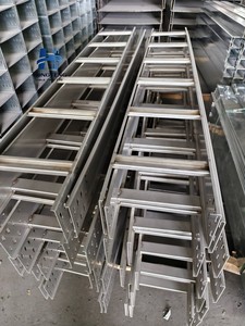 Plateau porte-câbles perforé en acier galvanisé à chaud, directement de l'usine, pour centres de données industriels et de construction, OEM ODM - Product Image 6
