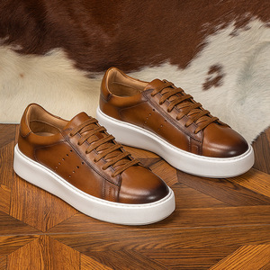 أحذية رياضية عالية الجودة بأربطة مضادة للانزلاق ومقاومة للاهتراء للأماكن الخارجية أحذية كرة سلة كاجوال مخصصة للرجال والنساء - Product Image 2