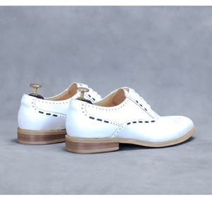 Nuevos Zapatos Formales de Cuero para Hombre, Zapatos de Cuero Blancos, Zapatos de Cuero Vacuno Británico para Hombre - Product Image 3