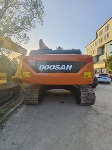 รถขุดตีนตะขาบ Doosan DX225LCA 22 ตัน มือสอง ยอดขายดีที่สุด เครื่องจักรงานดิน กล่องเกียร์ ปั๊มไฮดรอลิก PLC เครื่องยนต์ กำลัง 127 กิโลวัตต์ - Product Image 5