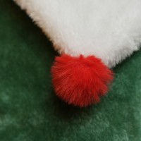 Arbre à chat multi-niveaux en forme de sapin de Noël, maison pour chat en peluche avec griffoir et jouet suspendu
