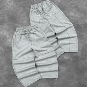 Pantaloni da <span class=keywords><strong>uomo</strong></span> con logo personalizzato all'ingrosso pantaloni della tuta ricamati a gamba larga 100% <span class=keywords><strong>cotone</strong></span> francese Terry <span class=keywords><strong>Jogger</strong></span> da <span class=keywords><strong>uomo</strong></span> - Product Image 1