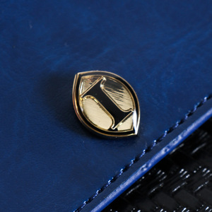 Porte-cartes <span class=keywords><strong>de</strong></span> visite en PU <span class=keywords><strong>de</strong></span> qualité hôtelière, couleur unie, sans fermeture, portable, boîte cadeau publicitaire, vente en gros, pour cartes d'identité, VIP et usage en chambre d'hôtel - Product Image 4